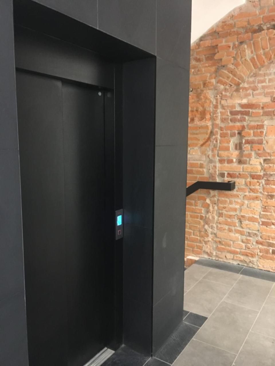 Apartamenty Platinum Loft Zielona Góra Buitenkant foto