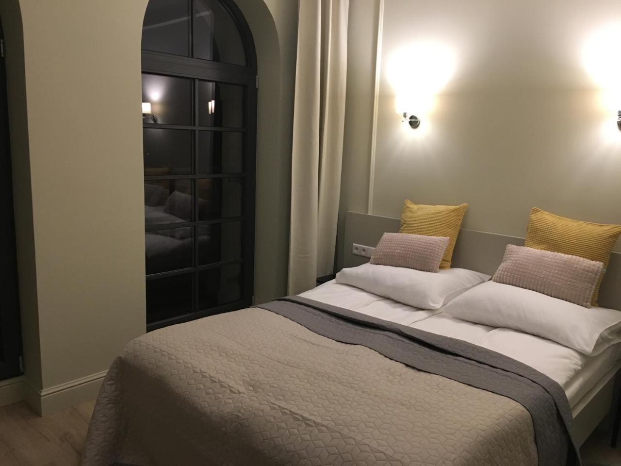 Apartamenty Platinum Loft Zielona Góra Buitenkant foto