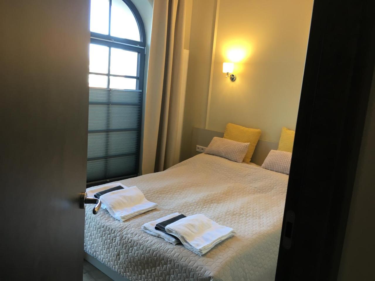 Apartamenty Platinum Loft Zielona Góra Buitenkant foto